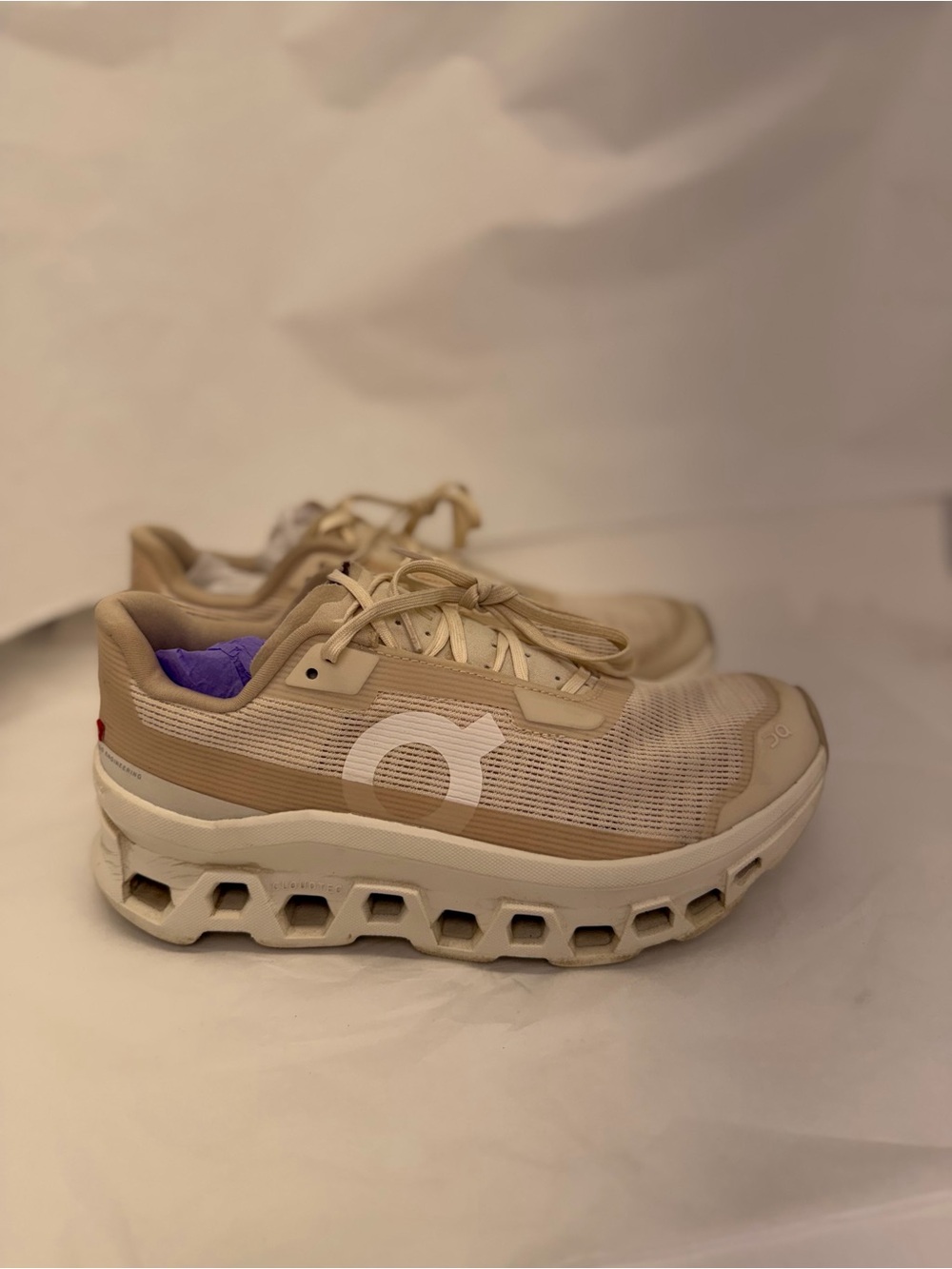 On Cloudmonster Void Sneaker in Dew & Ivory lace-up - Picture 2 of 7
